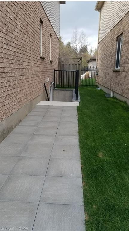 18-hawkswood-drive-kitchener-ontario-40855790