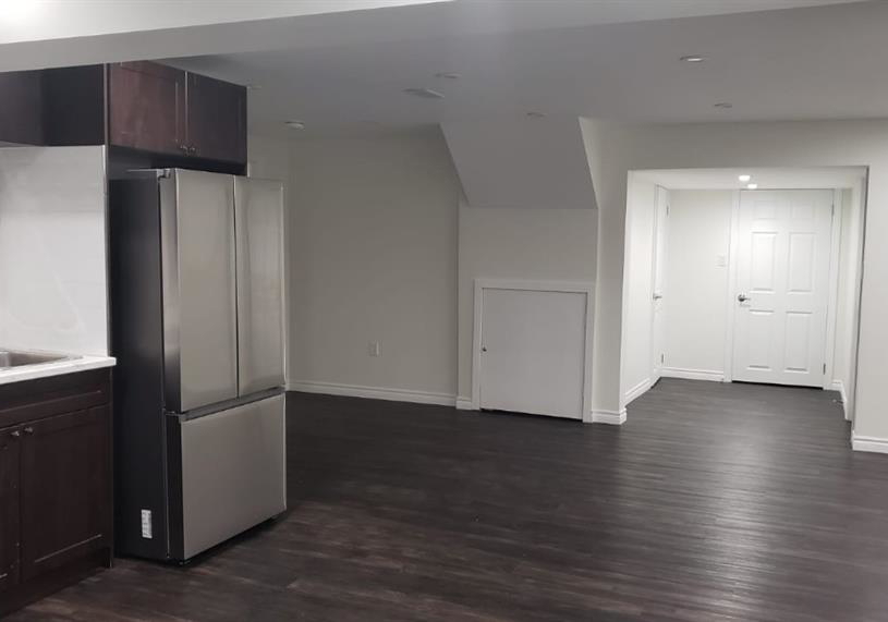 18-hawkswood-drive-kitchener-ontario-40855790
