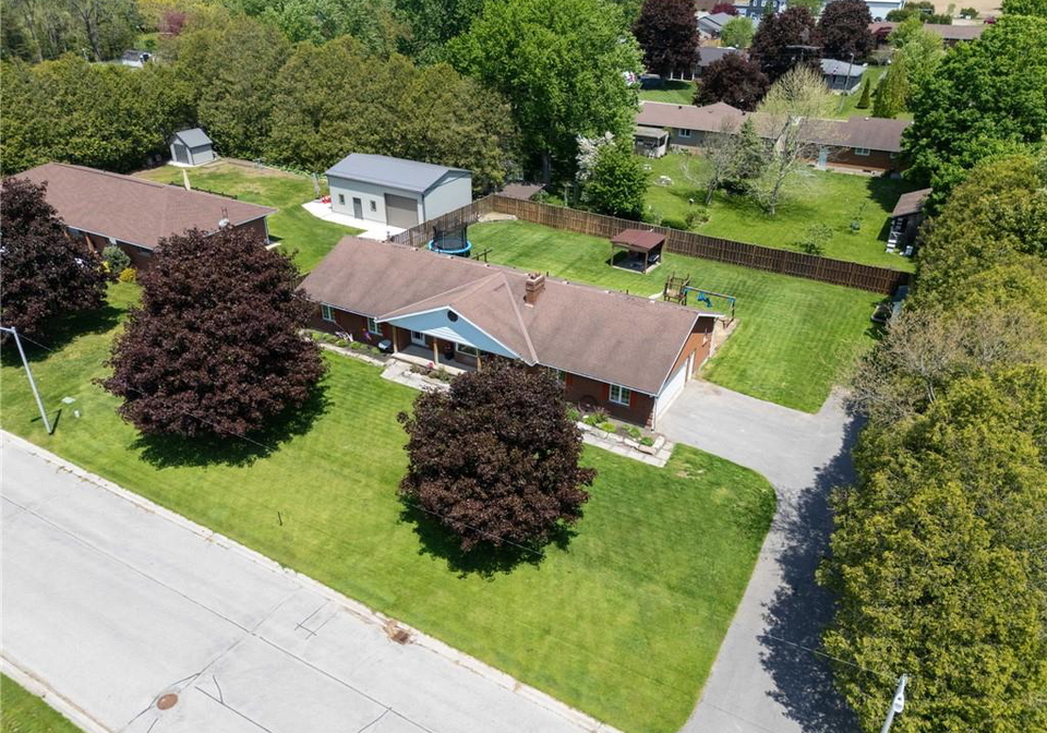 8-causyn-avenue-langton-ontario-40855797