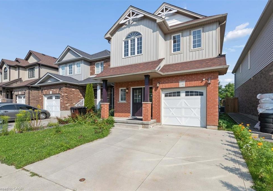 242-moorlands-crescent-kitchener-ontario-40855798