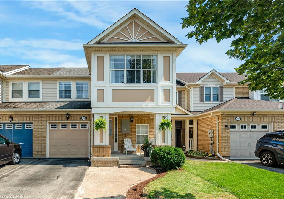 1070-barclay-circle-milton-ontario-40855814