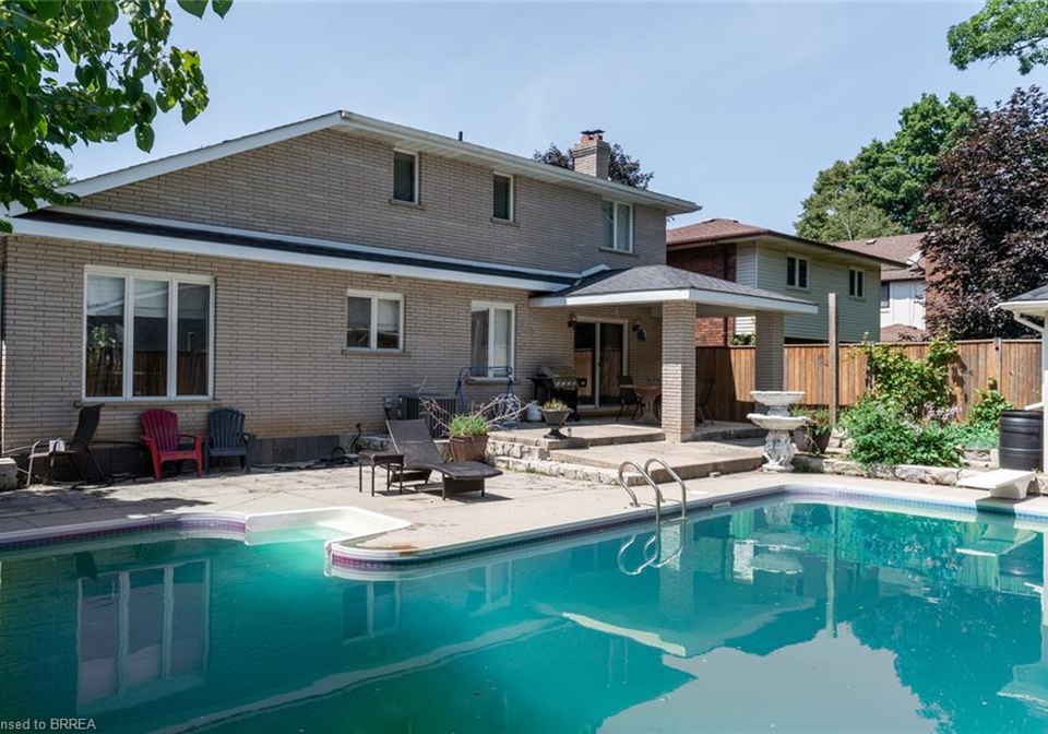 267-memorial-drive-brantford-ontario-40855827