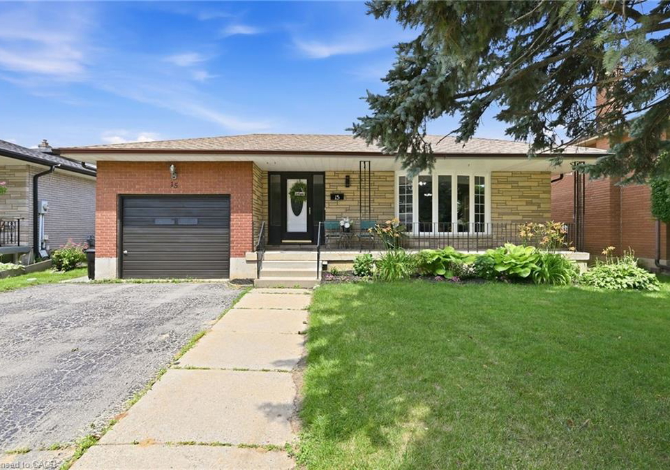 15-edgar-drive-brantford-ontario-40855832