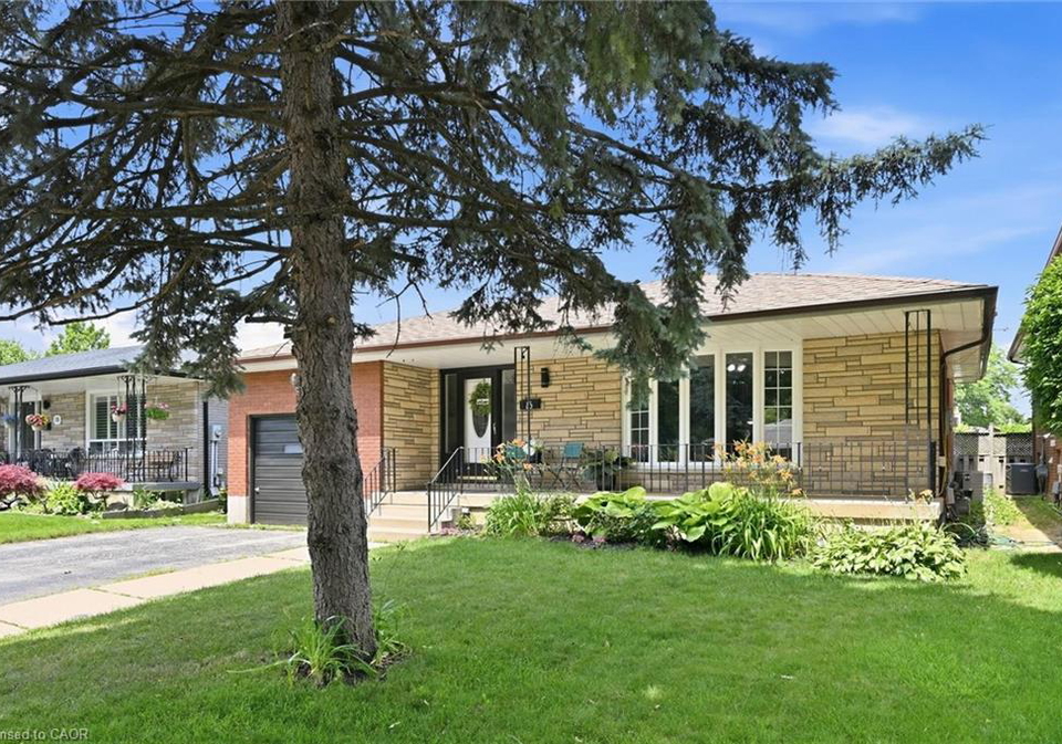 15-edgar-drive-brantford-ontario-40855832