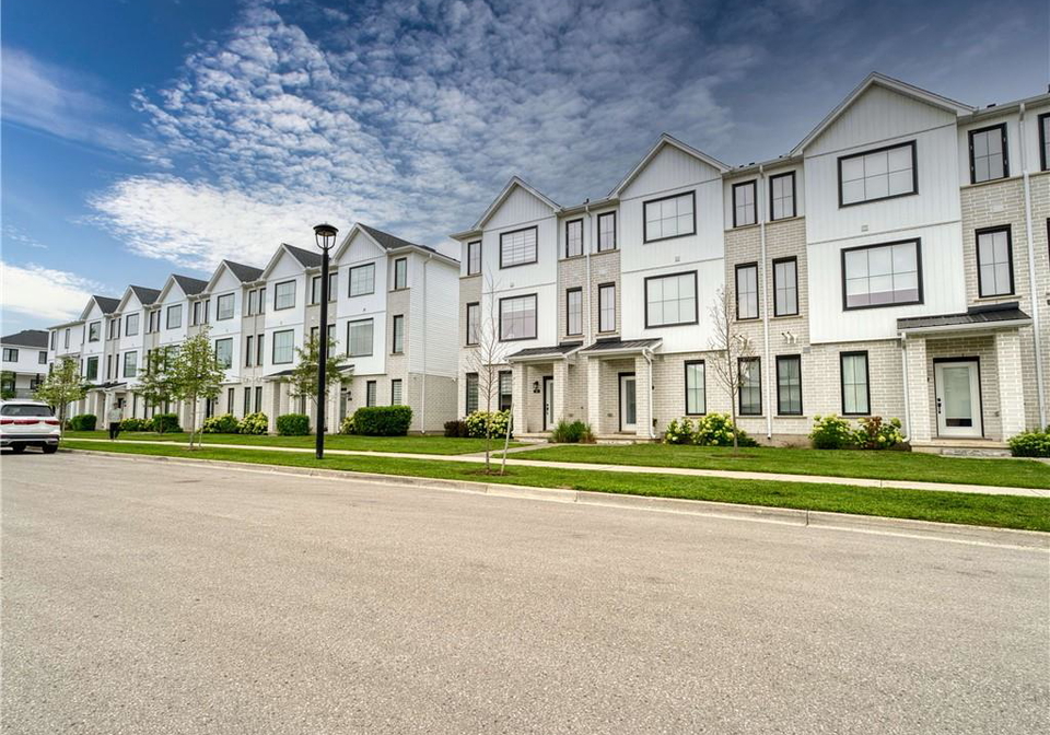 1781-henrica-avenue-london-ontario-40855837