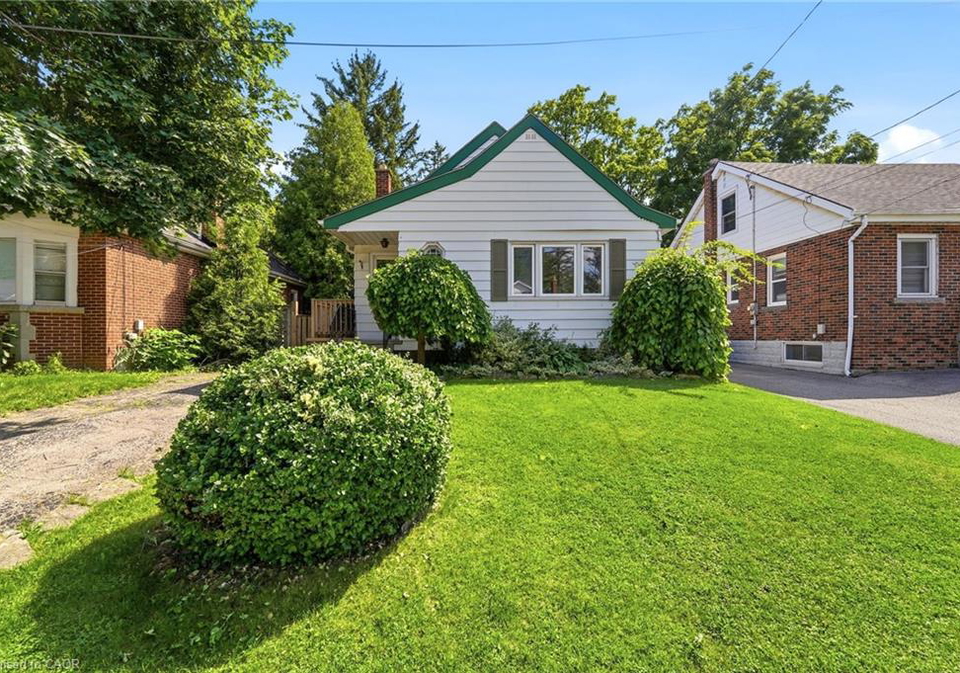 61-glenmount-avenue-hamilton-ontario-40855848
