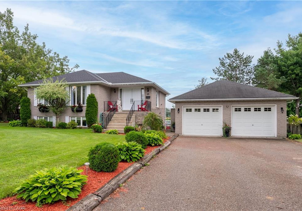 9090-plank-road-straffordville-ontario-40855849