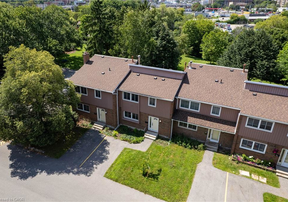121-university-avenue-e-waterloo-ontario-40855872