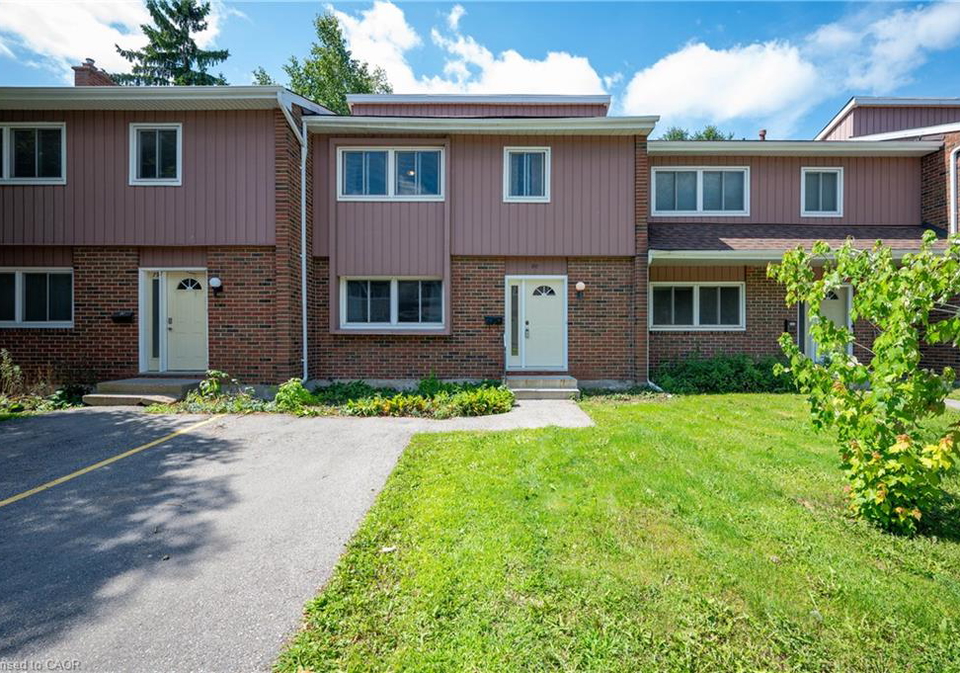 121-university-avenue-e-waterloo-ontario-40855872