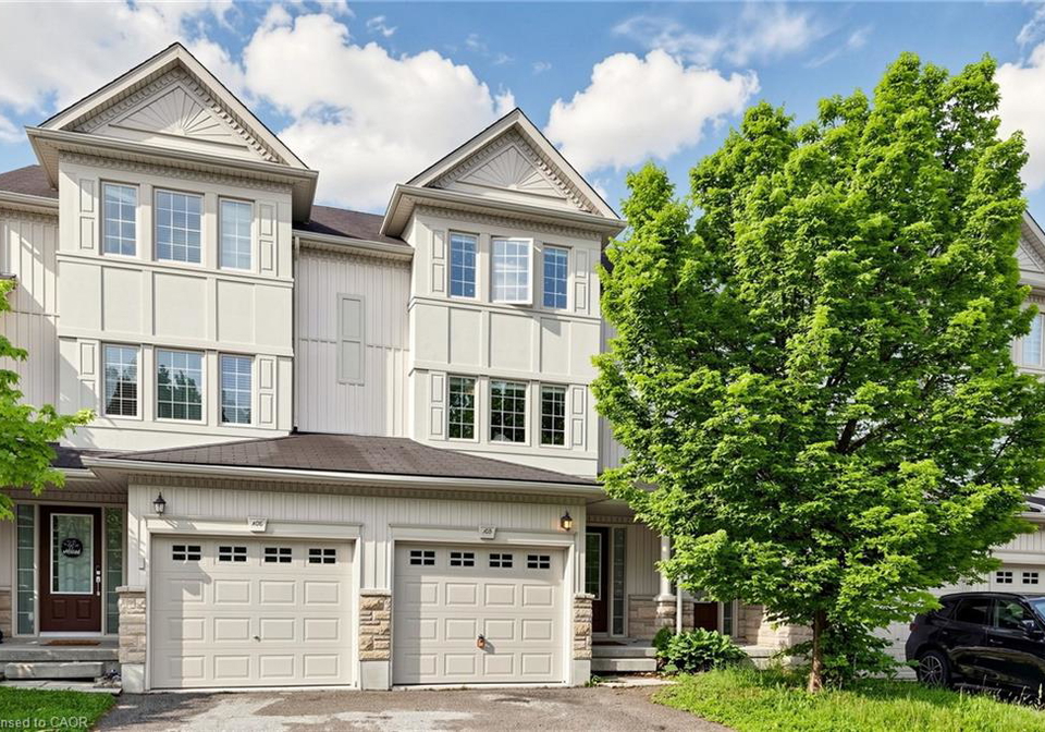 110-activa-avenue-kitchener-ontario-40855894