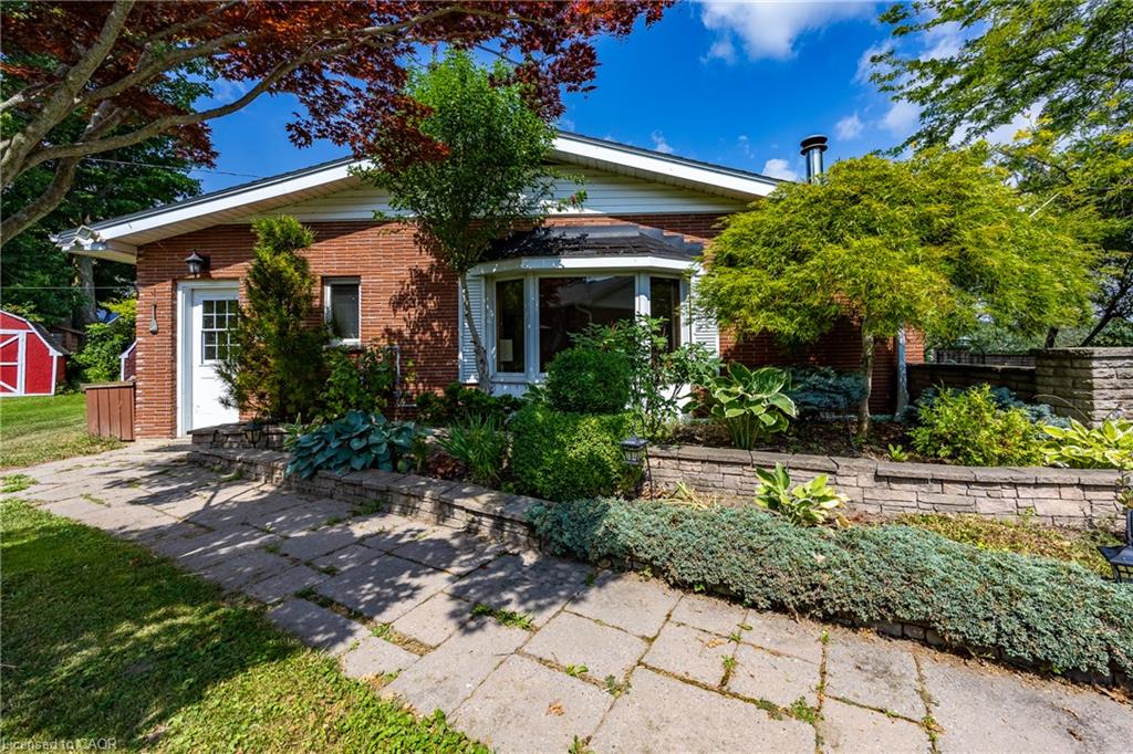 17-donjon-boulevard-port-dover-ontario-40855899