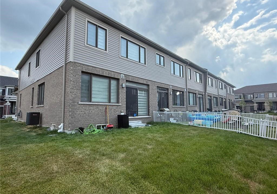 15-blacklock-street-cambridge-ontario-40855905
