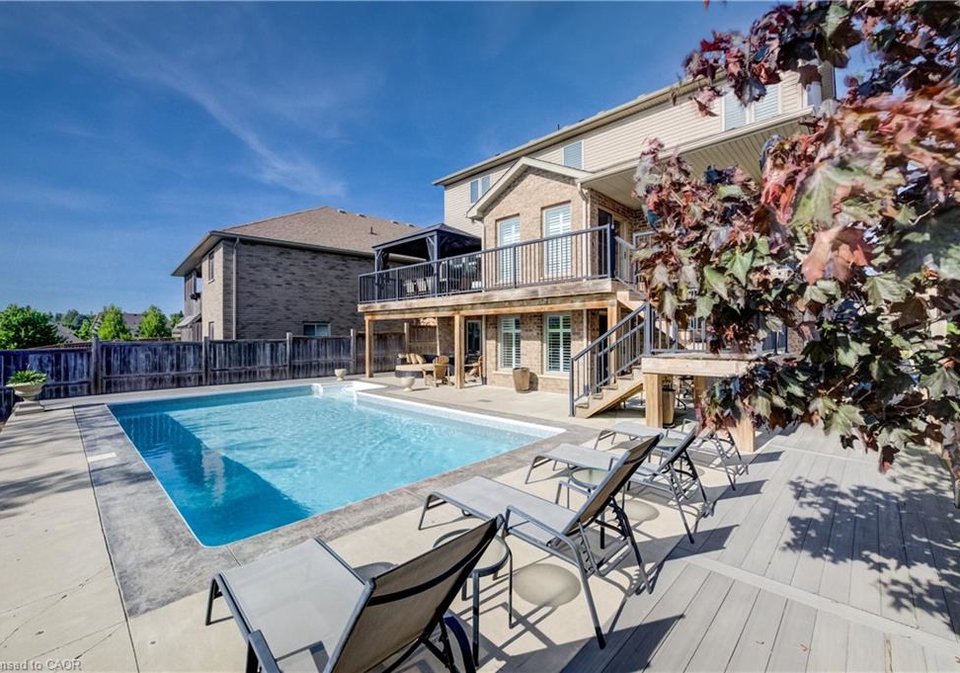 135-gerber-meadows-drive-wellesley-ontario-40855910