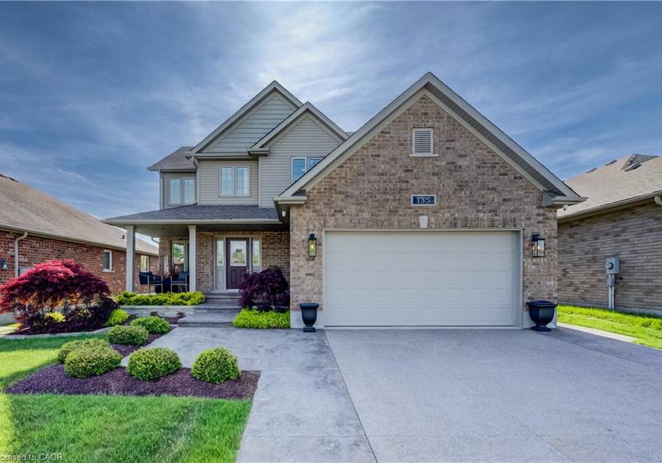 135-gerber-meadows-drive-wellesley-ontario-40855910