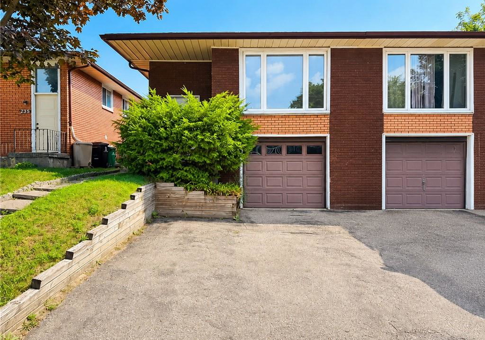 237-veronica-drive-kitchener-ontario-40855926