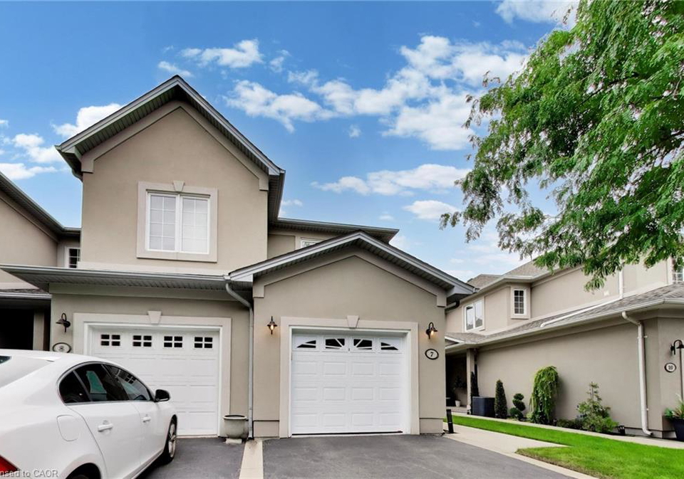 484-millen-road-stoney-creek-ontario-40855936