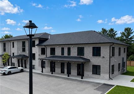 3202-vivian-line-stratford-ontario-40855979