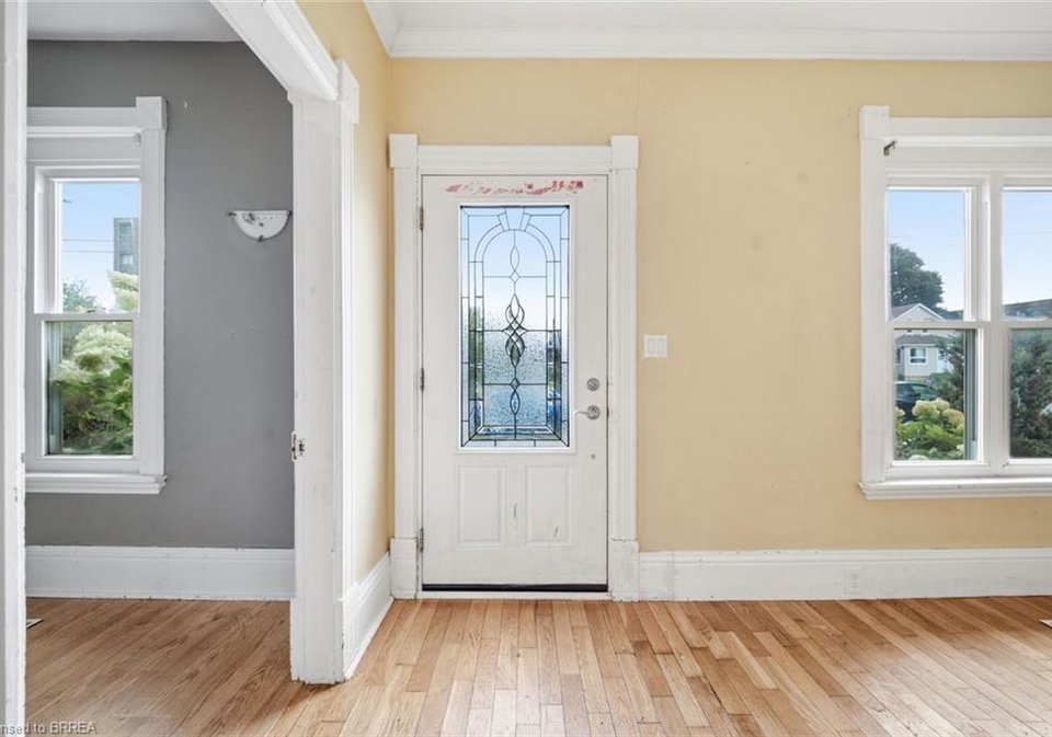 82-st-george-street-brantford-ontario-40856005