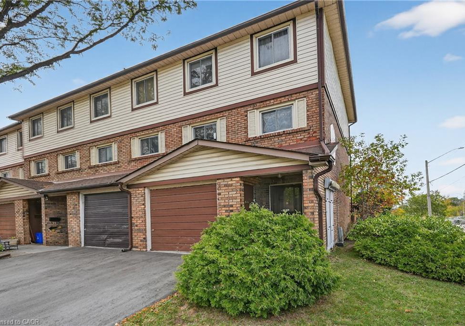 34-bow-valley-drive-hamilton-ontario-40856029