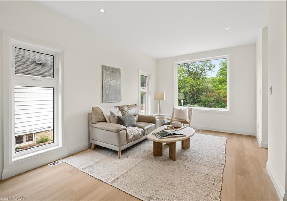 563-wellington-street-kitchener-ontario-40856034