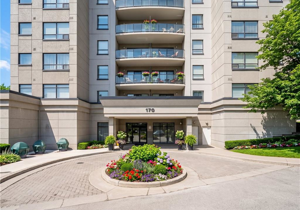 170-water-street-n-cambridge-ontario-40856040