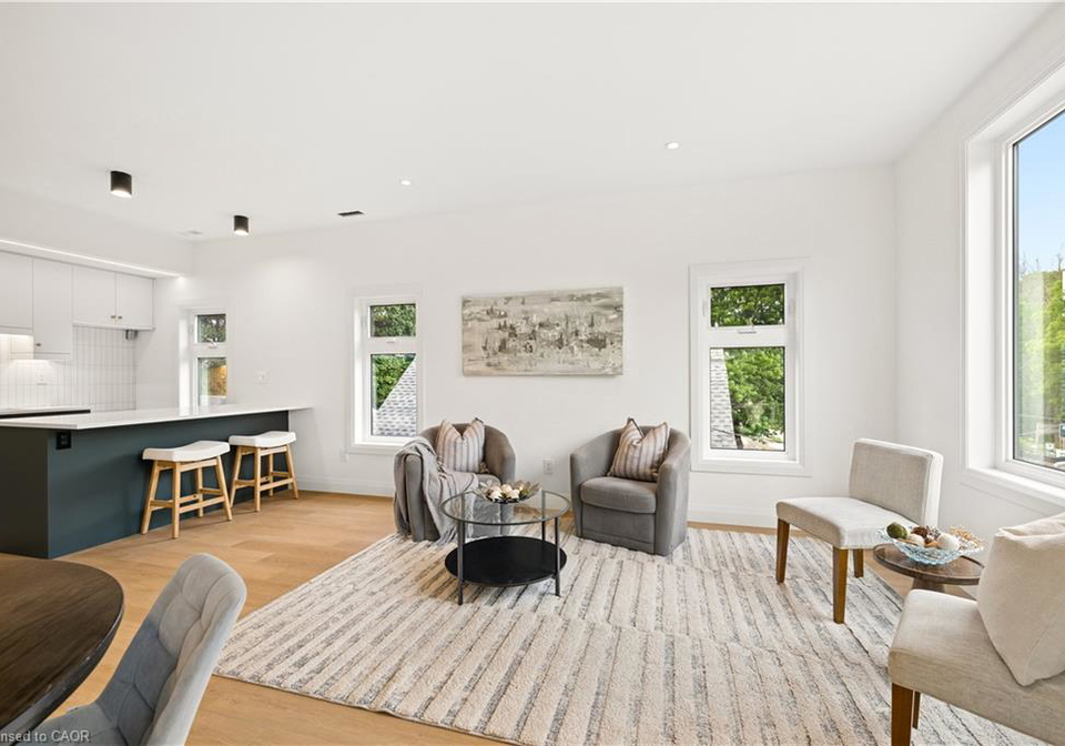 563-wellington-street-kitchener-ontario-40856055