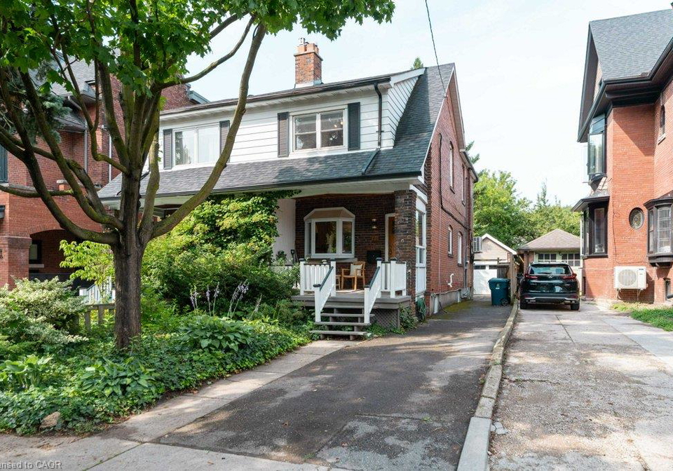 40-delaware-avenue-toronto-ontario-40856056