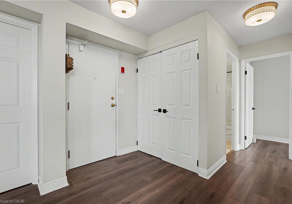 432-main-street-e-hamilton-ontario-40856058
