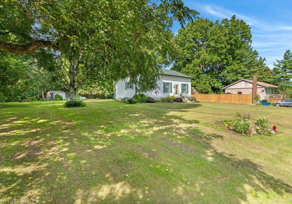 17-queen-street-north-dumfries-ontario-40856064