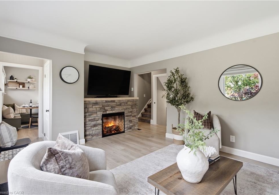 20-hillview-street-kitchener-ontario-40856066
