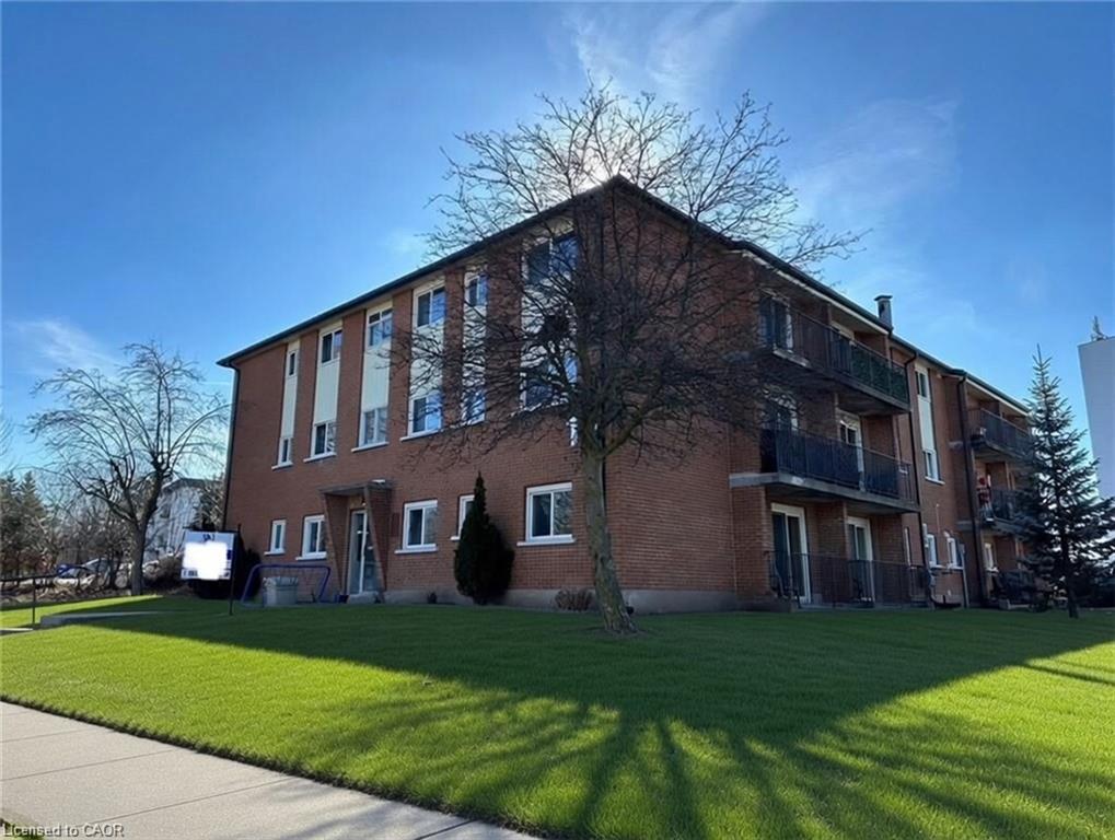15-mowat-boulevard-kitchener-ontario-40856071