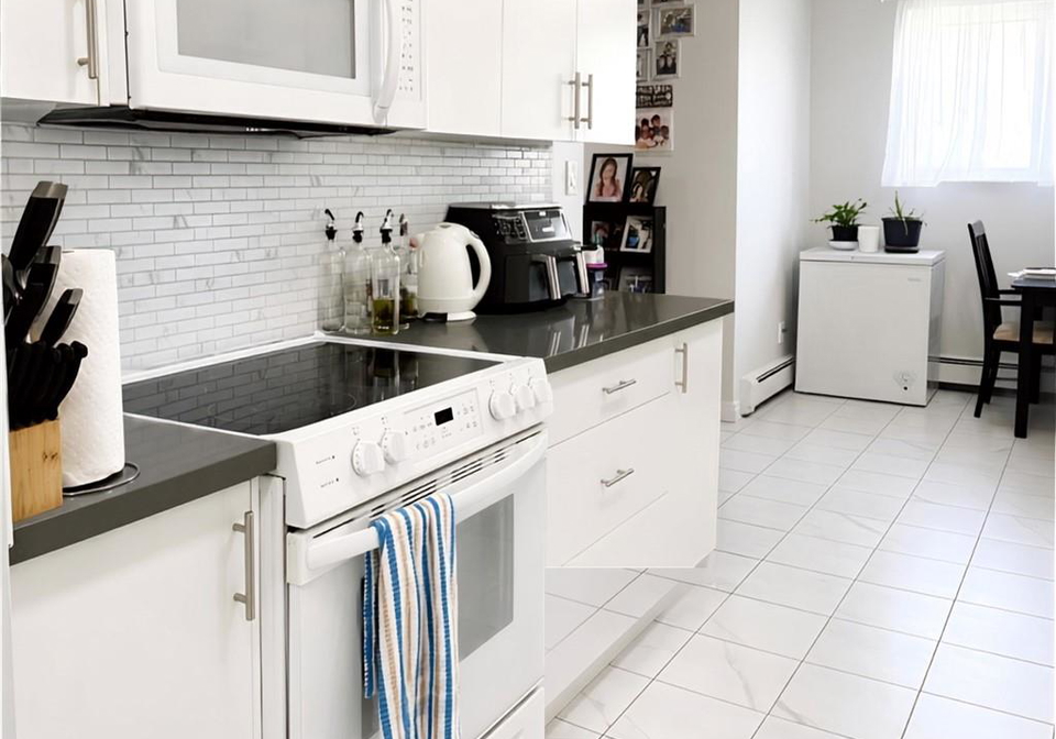 15-mowat-boulevard-kitchener-ontario-40856071