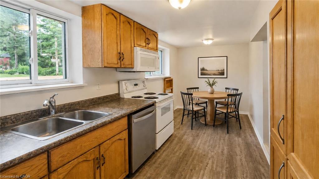 27-elmhurst-crescent-guelph-ontario-40856095