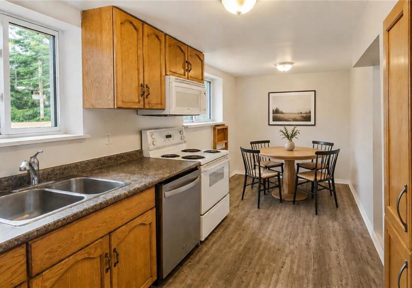 27-elmhurst-crescent-guelph-ontario-40856095