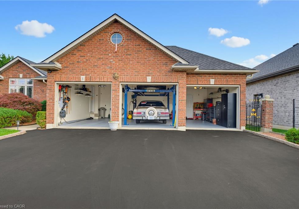 1-galinee-trail-port-dover-ontario-40856097