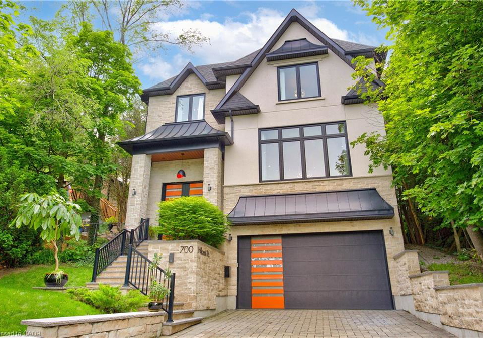 700-hillcrest-road-west-shore-ontario-40856103