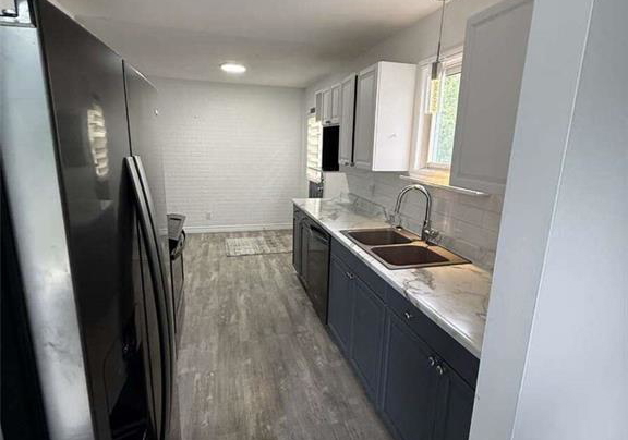 27-hergott-avenue-elliot-lake-ontario-40856122