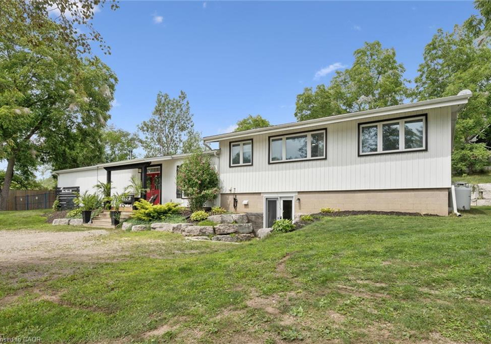 647-brant-waterloo-road-ayr-ontario-40856136