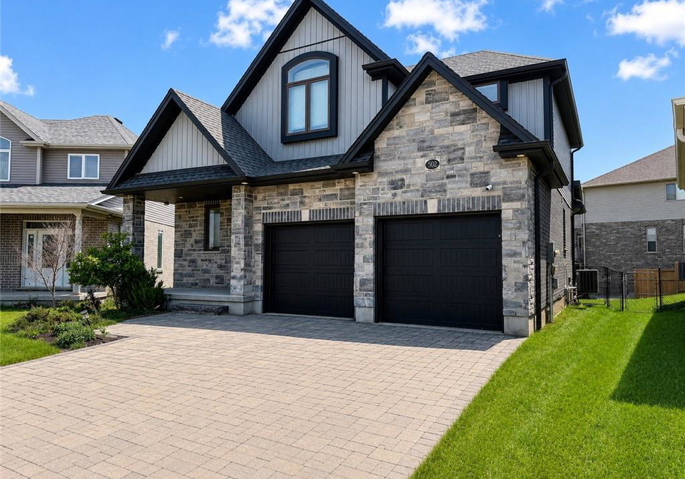 502-sundew-drive-waterloo-ontario-40856157
