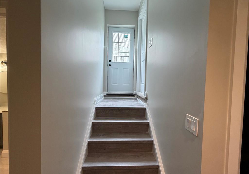 502-sundew-drive-waterloo-ontario-40856157