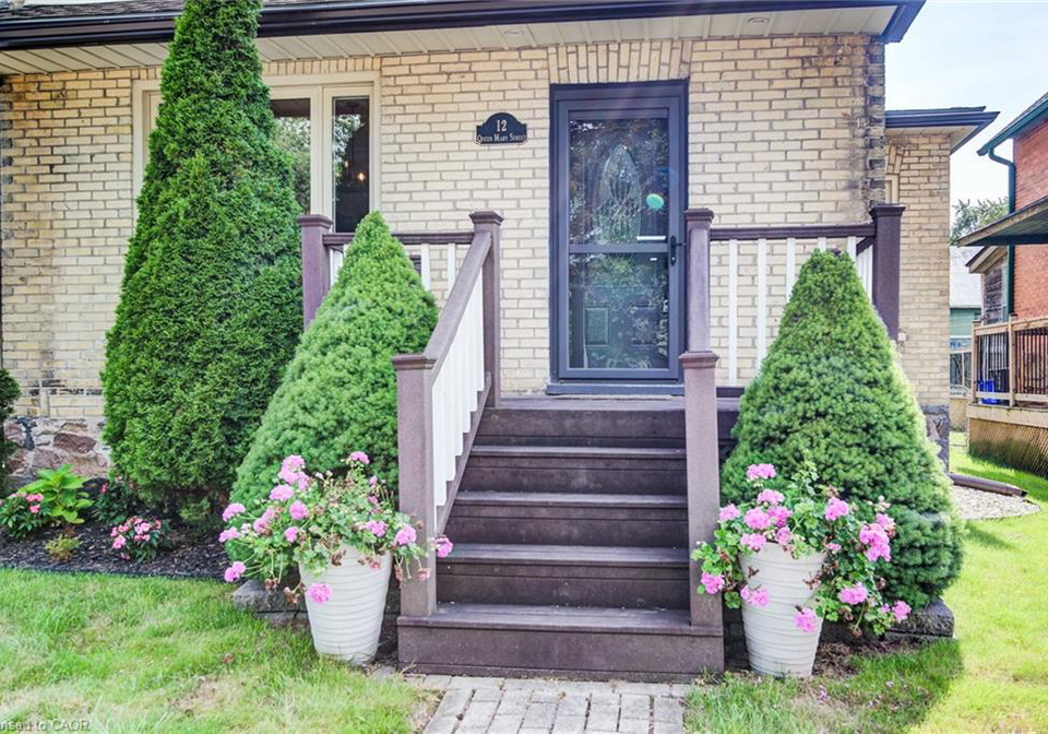 12-queen-mary-street-new-hamburg-ontario-40856189