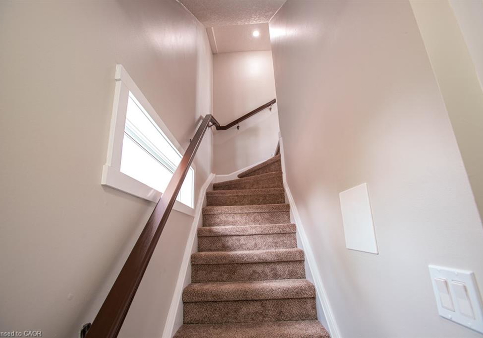 489-east-avenue-kitchener-ontario-40856201
