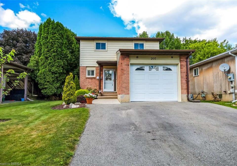 207-dunsdon-street-brantford-ontario-40856208