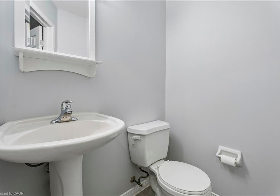 1860-upper-gage-avenue-hamilton-ontario-40856256