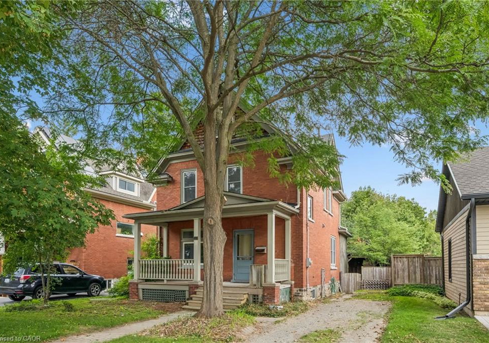 46-pequegnat-avenue-kitchener-ontario-40856257