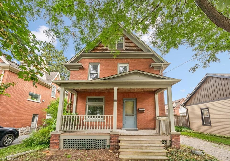 46-pequegnat-avenue-kitchener-ontario-40856257