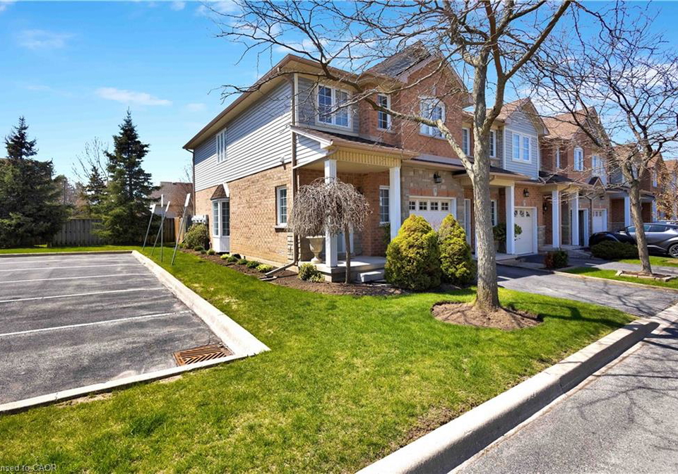 232-stonehenge-drive-ancaster-ontario-40856267