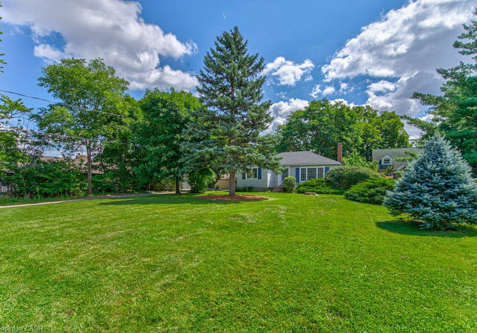 321-highland-park-cambridge-ontario-40856268