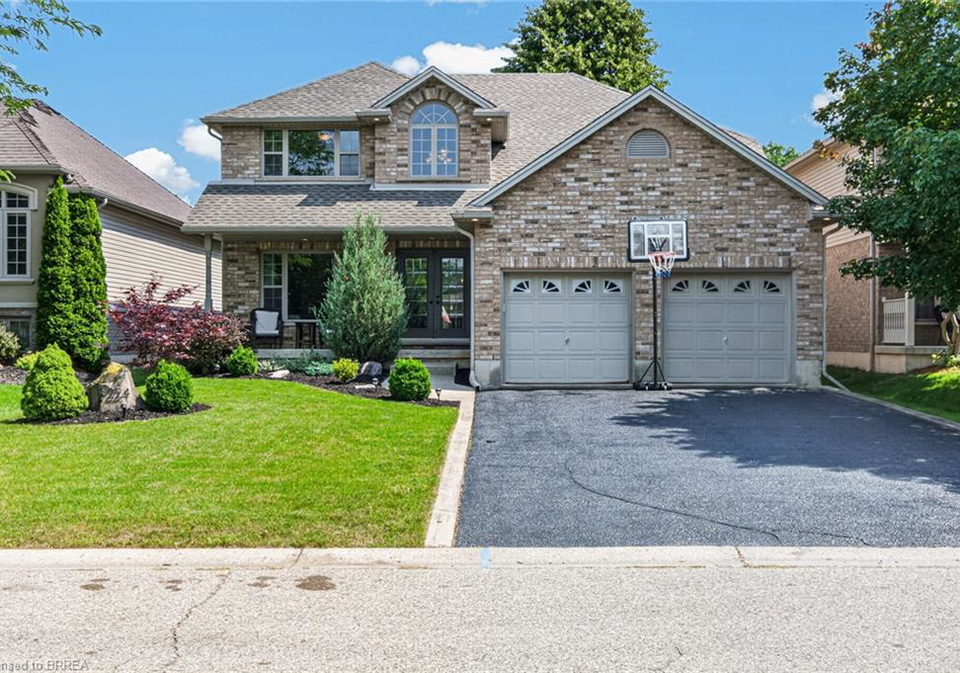 224-dundas-street-w-paris-ontario-40856271