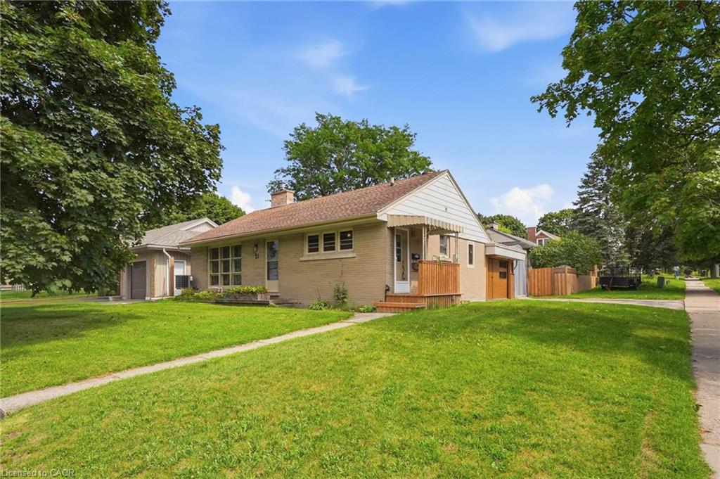 21-oakwood-avenue-kitchener-ontario-40856272
